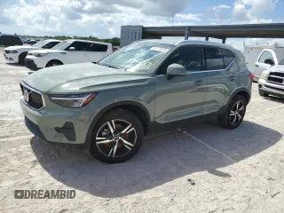 2025 Volvo XC40 Core Bright Theme with VIN YV4L12UJ4S2520540, listed as a Copart auction lot 60871675 with 5,949 mi miles and Salvage title. Bid and sale history available at DreamBid. Image 1.