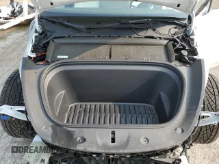 2022 Tesla Model Y Long Range z VIN 7SAYGDEE5NF355624, wystawiony jako Copart lot #58058465 z przebiegiem 33 784 mil mil oraz Szkoda całkowita • Salvage title. Historia ofert i sprzedaży dostępna na DreamBid. Obrazek 11.