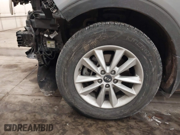 2020 Kia Sorento LX with VIN 5XYPG4A31LG627301, listed as a IAAI auction lot 41390047 with 68,312 mi miles and . Bid and sale history available at DreamBid. Image 12.
