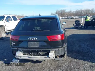 2018 Audi Q7 Premium z VIN WA1AHAF79JD018461, wystawiony jako IAAI lot #41880373 z przebiegiem 107 346 mil mil oraz . Historia ofert i sprzedaży dostępna na DreamBid. Obrazek 16.