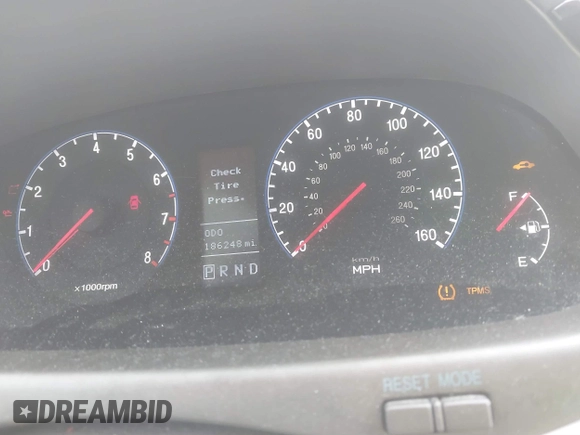 2009 Hyundai Azera Limited with VIN KMHFC46F19A373801, listed as a IAAI auction lot 41481510 with 186,248 mi miles and . Bid and sale history available at DreamBid. Image 13.