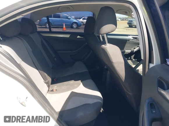 2017 Volkswagen Jetta S с VIN 3VW2B7AJ8HM368998, выставлен на аукционе IAAI как лот 41949413 с пробегом 114 694 миль миль и . История ставок и продаж доступна на DreamBid. Изображение 8.