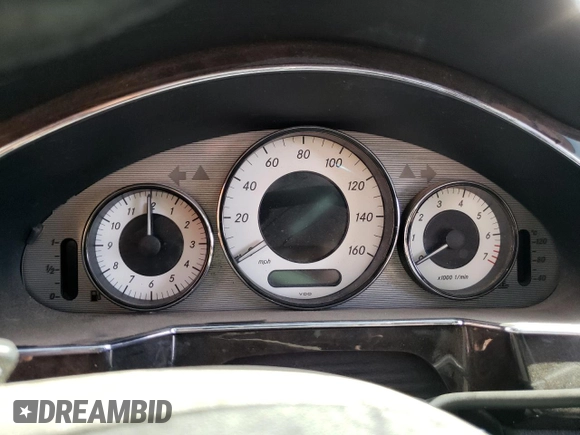 2010 Mercedes-Benz CLS 550 с VIN WDDDJ7CB3AA161609, выставлен на аукционе Copart как лот 60133343 с пробегом Не указан миль и Списание • Salvage title. История ставок и продаж доступна на DreamBid. Изображение 9.