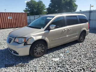 2015 Chrysler Town & Country Touring-L with VIN 2C4RC1CGXFR529175, listed as a Copart auction lot 51970035 with 163,594 mi miles and Salvage Title. Bid and sale history available at carsss.com. Image 1.