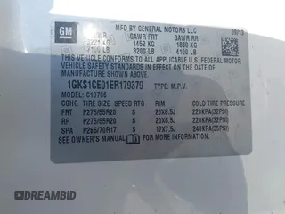 2014 GMC Yukon SLT with VIN 1GKS1CE01ER179379, listed as a IAAI auction lot 41717271 with 136,999 mi miles. Bid and sale history available at carsss.com. Image 9.