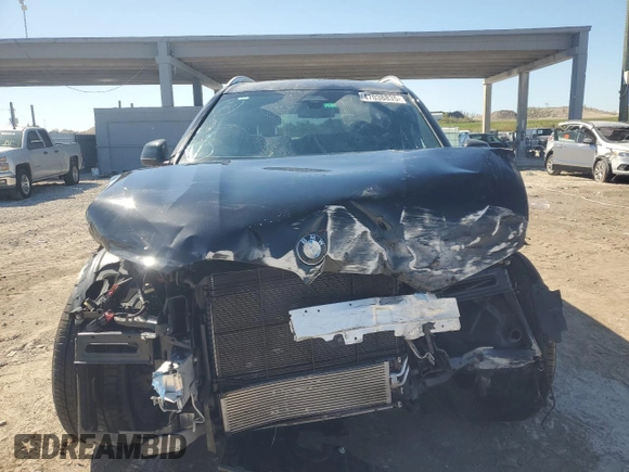 2024 BMW X7 xDrive40i with VIN 5UX23EM09R9T85217, listed as a Copart auction lot 47038835 with 0 mi miles and Salvage Title. Bid and sale history available at carsss.com. Image 5.