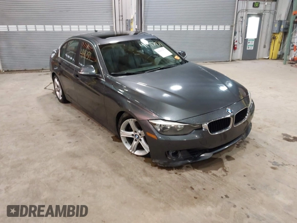 2015 BMW 3 Series 328i xDrive с VIN WBA3B5C57FP652994, выставлен на аукционе IAAI как лот 41917971 с пробегом 171 342 миль миль и . История ставок и продаж доступна на DreamBid. Изображение 1.