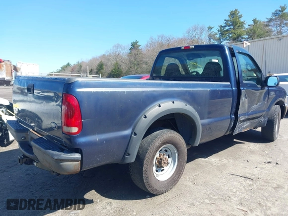 2002 Ford Super Duty F-250 XL with VIN 1FTNF20L92EA36463, listed as a IAAI auction lot 41994490 with 113,802 mi miles. Bid and sale history available at carsss.com. Image 4.