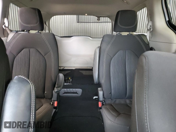 2023 Chrysler Voyager LX z VIN 2C4RC1CG1PR520270, wystawiony jako Copart lot #55014115 z przebiegiem 57 221 mil mil oraz Czysty tytuł • Clean title. Historia ofert i sprzedaży dostępna na DreamBid. Obrazek 10.