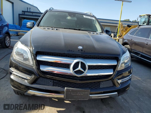 2015 Mercedes-Benz GL-Class GL 450 with VIN 4JGDF6EE3FA497082, listed as a Copart auction lot 68807803 with 113,882 mi miles. Bid and sale history available at carsss.com. Image 5.