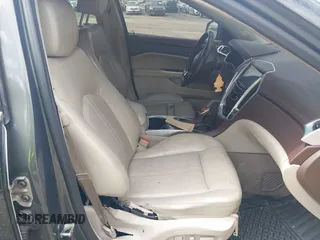 2013 Cadillac SRX Luxury Collection with VIN 3GYFNGE32DS605864, listed as a IAAI auction lot 42049798 with 155,027 mi miles. Bid and sale history available at carsss.com. Image 5.