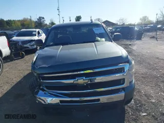 2011 Chevrolet Silverado 1500 LT with VIN 1GCNKSE09BF188909, listed as a IAAI auction lot 42027508 with 134,655 mi miles. Bid and sale history available at carsss.com. Image 12.