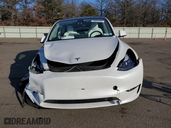 2024 Tesla Model Y Long Range with VIN 7SAYGDEE1RF036260, listed as a Copart auction lot 78805764 with 7,850 mi miles and Non repairable. Bid and sale history available at DreamBid. Image 5.