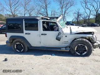 2017 Jeep Wrangler Unlimited Sport with VIN 1C4BJWDG7HL520402, listed as a IAAI auction lot 41730109 with 152,478 mi miles. Bid and sale history available at carsss.com. Image 14.