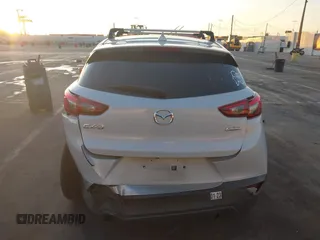 2018 Mazda CX-3 Sport with VIN JM1DKDB72J0305708, listed as a IAAI auction lot 40915983 with 65,324 mi miles. Bid and sale history available at carsss.com. Image 16.