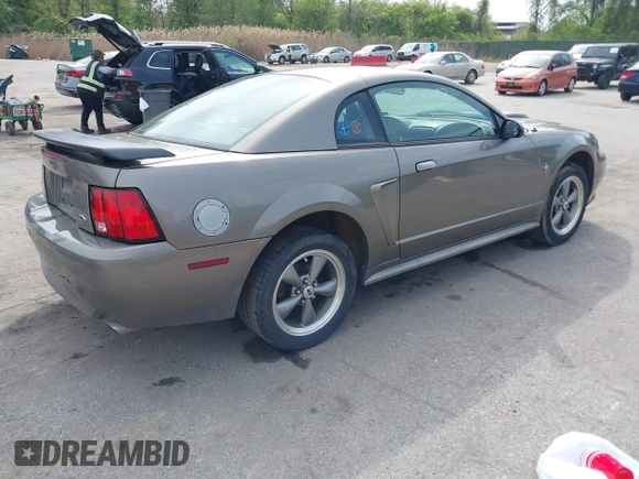 2002 Ford Mustang Standard with VIN 1FAFP40412F101781, listed as a IAAI auction lot 42108137 with 120,785 mi miles and . Bid and sale history available at DreamBid. Image 4.