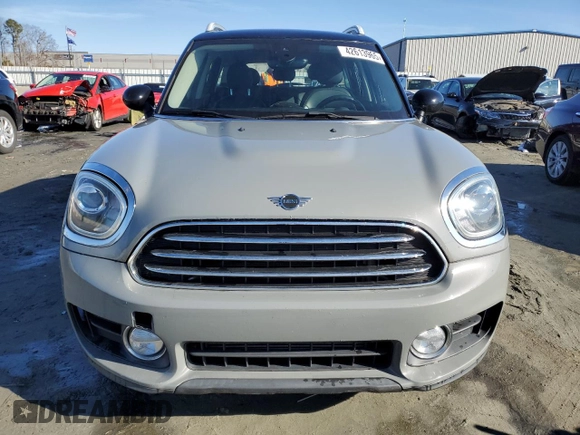 2019 MINI Countryman Cooper with VIN WMZYS7C54K3F44714, listed as a Copart auction lot 42613965 with 118,112 mi miles and Salvage Title. Bid and sale history available at carsss.com. Image 5.