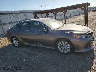 2020 Toyota Camry LE with VIN 4T1C11AK7LU946802, listed as a Copart auction lot 51190865 with 0 mi miles and Salvage Title. Bid and sale history available at carsss.com. Image 4.