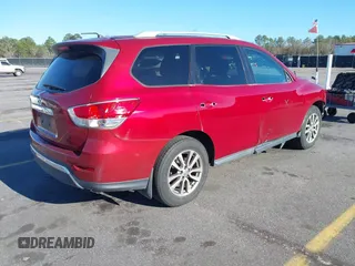 2016 Nissan Pathfinder SV with VIN 5N1AR2MN7GC645633, listed as a IAAI auction lot 41738679 with 229,359 mi miles. Bid and sale history available at carsss.com. Image 4.