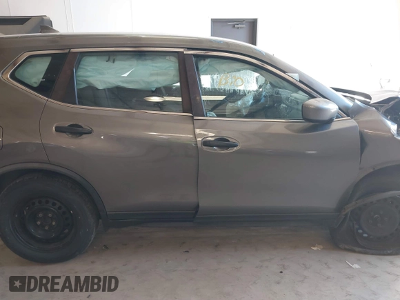 2017 Nissan Rogue SV z VIN KNMAT2MT3HP557211, wystawiony jako IAAI lot #41630119 z przebiegiem 163 367 mil mil oraz . Historia ofert i sprzedaży dostępna na DreamBid. Obrazek 14.