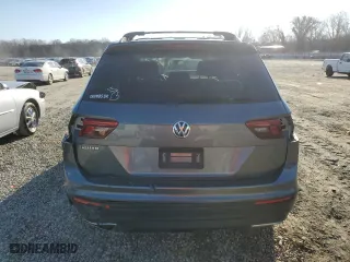 2019 Volkswagen Tiguan S with VIN 3VV0B7AX0KM041552, listed as a Copart auction lot 43811925 with 67,980 mi miles and Salvage Title. Bid and sale history available at carsss.com. Image 6.
