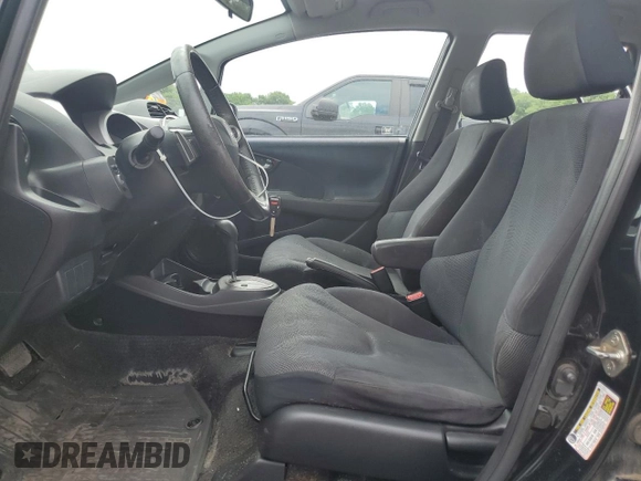2010 Honda Fit Sport with VIN JHMGE8H48AC002535, listed as a Copart auction lot 60959135 with 136,990 mi miles and Salvage title. Bid and sale history available at DreamBid. Image 7.