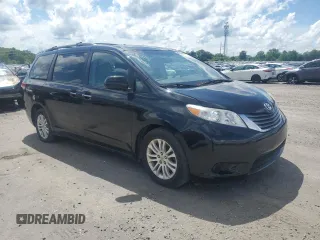 2011 Toyota Sienna XLE AAS with VIN 5TDYK3DC3BS106218, listed as a Copart auction lot 55977105 with 279,622 mi miles and Clean Title. Bid and sale history available at DreamBid. Image 4.