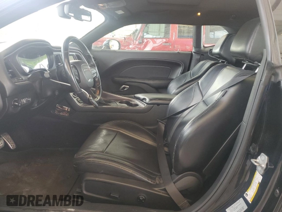 2016 Dodge Challenger SXT z VIN 2C3CDZAG7GH317012, wystawiony jako Copart lot #55610745 z przebiegiem 106 917 mil mil oraz Szkoda całkowita • Salvage title. Historia ofert i sprzedaży dostępna na DreamBid. Obrazek 7.