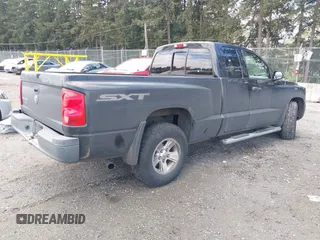 2008 Dodge Dakota с VIN 1D7HW32KX8S560888, выставлен на аукционе IAAI как лот 42025097 с пробегом 46 639 миль миль и . История ставок и продаж доступна на DreamBid. Изображение 4.