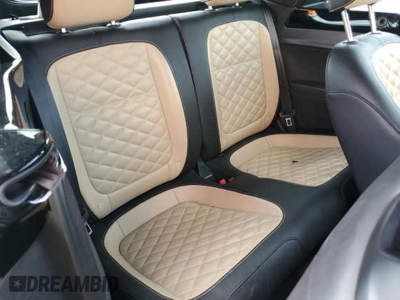 2019 Volkswagen Beetle S с VIN 3VW5DAAT7KM511551, выставлен на аукционе Copart как лот 64180965 с пробегом 65 364 миль миль и Списание • Salvage title. История ставок и продаж доступна на DreamBid. Изображение 10.