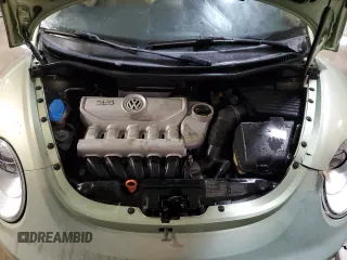 2008 Volkswagen New Beetle Coupe S with VIN 3VWPW31C48M524779, listed as a Copart auction lot 83638484 with 93,319 mi miles and Salvage Title. Bid and sale history available at carsss.com. Image 11.