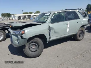 2016 Toyota 4Runner SR5 с VIN JTEZU5JRXG5128924, выставлен на аукционе Copart как лот 59631705 с пробегом Не указан миль и Списание • Salvage title. История ставок и продаж доступна на DreamBid. Изображение 1.