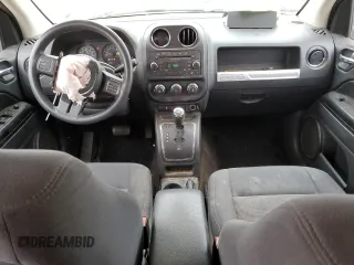 2016 Jeep Compass Sport with VIN 1C4NJCBB5GD548761, listed as a Copart auction lot 76425324 with 101,313 mi miles and Salvage title. Bid and sale history available at DreamBid. Image 8.