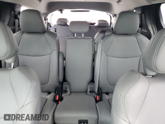 2025 Toyota Sienna XLE с VIN 5TDYRKEC5SS228793, выставлен на аукционе Copart как лот 60269765 с пробегом 11 976 миль миль и Чистый • Clean title. История ставок и продаж доступна на DreamBid. Изображение 10.