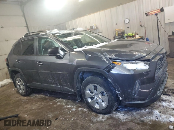 2021 Toyota RAV4 LE with VIN 2T3F1RFV4MW153139, listed as a Copart auction lot 45971955 with 33,991 mi miles and Salvage Title. Bid and sale history available at carsss.com. Image 4.