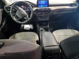 2020 Ford Escape SE z VIN 1FMCU9G6XLUA14366, wystawiony jako Copart lot #52199005 z przebiegiem 177 513 mil mil oraz Szkoda całkowita • Salvage title. Historia ofert i sprzedaży dostępna na DreamBid. Obrazek 8.