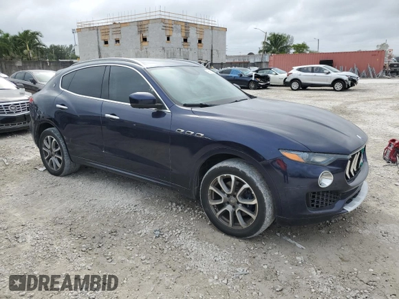 2017 Maserati Levante z VIN ZN661XULXHX239058, wystawiony jako Copart lot #79507514 z przebiegiem 79 180 mil mil oraz Czysty tytuł • Clean title. Historia ofert i sprzedaży dostępna na DreamBid. Obrazek 4.