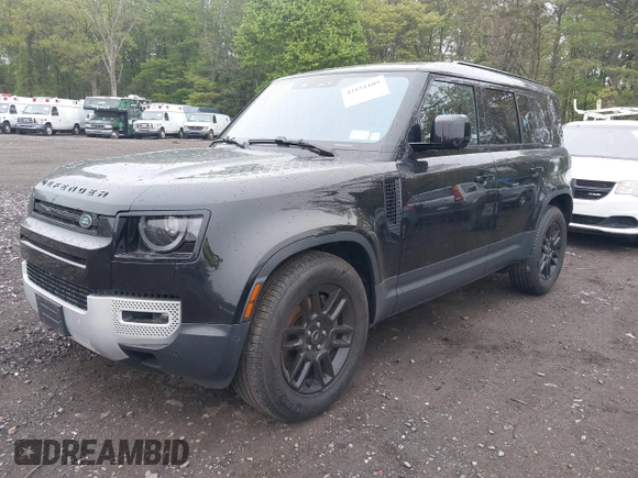 2022 Land Rover Defender SE z VIN SALEPERU2N2088316, wystawiony jako IAAI lot #42151109 z przebiegiem 26 438 mil mil oraz . Historia ofert i sprzedaży dostępna na DreamBid. Obrazek 18.