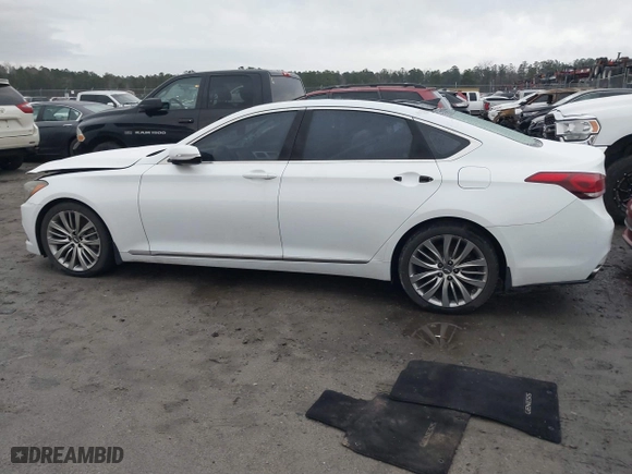 2015 Hyundai Genesis 5.0L with VIN KMHGN4JF0FU043700, listed as a IAAI auction lot 41527863 with 110,520 mi miles. Bid and sale history available at carsss.com. Image 15.