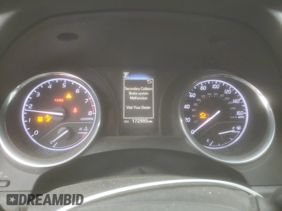 2020 Toyota Camry LE with VIN 4T1C11AK9LU923604, listed as a Copart auction lot 49760925 with 172,995 mi miles and Salvage Title. Bid and sale history available at DreamBid. Image 9.