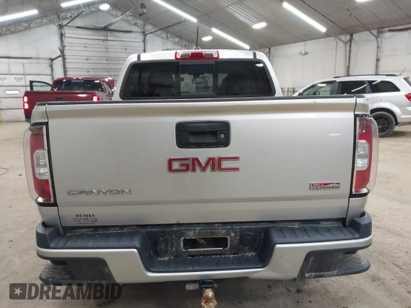 2015 GMC Canyon 4WD SLE z VIN 1GTG6BE39F1252926, wystawiony jako IAAI lot #42128396 z przebiegiem 113 139 mil mil oraz . Historia ofert i sprzedaży dostępna na DreamBid. Obrazek 16.