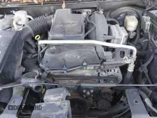2005 GMC Envoy SLE with VIN 1GKDS13S352215032, listed as a IAAI auction lot 41221612 with 260,647 mi miles and . Bid and sale history available at DreamBid. Image 10.