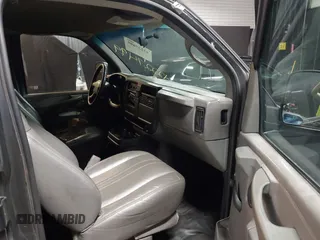 2004 Chevrolet Express Cargo z VIN 1GCFG15X241176422, wystawiony jako IAAI lot #42227499 z przebiegiem 270 000 mil mil oraz . Historia ofert i sprzedaży dostępna na DreamBid. Obrazek 5.