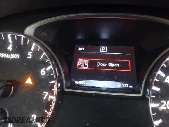 2017 Nissan Pathfinder SV z VIN 5N1DR2MN3HC674075, wystawiony jako IAAI lot #42435222 z przebiegiem 164 839 mil mil oraz . Historia ofert i sprzedaży dostępna na DreamBid. Obrazek 15.