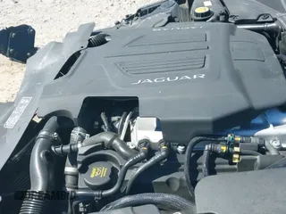 2017 Jaguar F-Type R с VIN SAJWJ6DL9HMK39177, выставлен на аукционе IAAI как лот 41857181 с пробегом 38 531 миль миль и . История ставок и продаж доступна на DreamBid. Изображение 20.