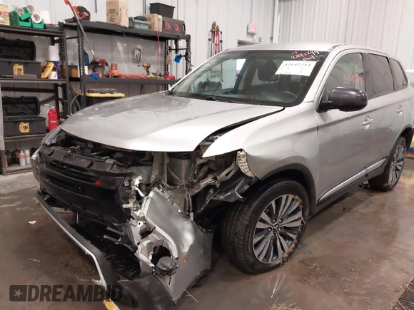 2020 Mitsubishi Outlander ES z VIN JA4AZ3A38LZ018227, wystawiony jako IAAI lot #42142244 z przebiegiem 91 342 mil mil oraz . Historia ofert i sprzedaży dostępna na DreamBid. Obrazek 6.