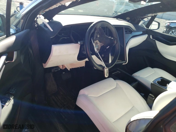 2018 Tesla Model X 75D with VIN 5YJXCDE27JF137267, listed as a Copart auction lot 36750453 with 0 miles. Bid and sale history available at carsss.com. Image 8.