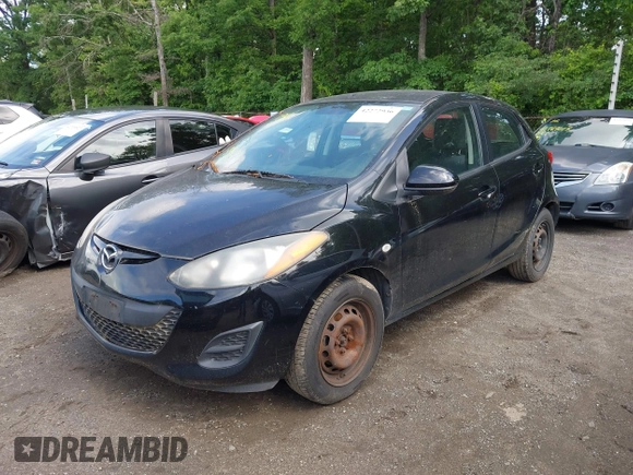 2012 Mazda 2 Sport with VIN JM1DE1KZ3C0147504, listed as a IAAI auction lot 42272936 with Not Provided miles and . Bid and sale history available at DreamBid. Image 2.