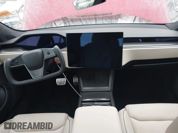 2022 Tesla Model S Plaid z VIN 5YJSA1E61NF485055, wystawiony jako IAAI lot #41751134 z przebiegiem Nie podano mil oraz . Historia ofert i sprzedaży dostępna na DreamBid. Obrazek 5.