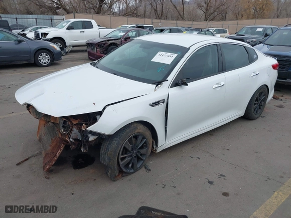2017 Kia Optima LX with VIN 5XXGT4L32HG171992, listed as a IAAI auction lot 41477494 with 119,415 mi miles. Bid and sale history available at carsss.com. Image 16.